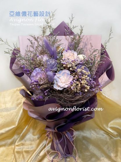 Dried flowers Purple